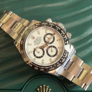 ROLEX OYSTER PERPETUAL COSMOGRAPH DAYTONA FULL SET REF 116500LN - Image 9
